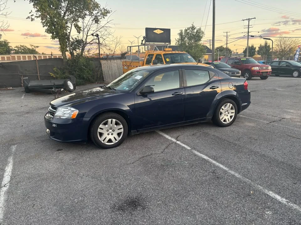 2013 Dodge Avenger Sedan - Image 8 of 10