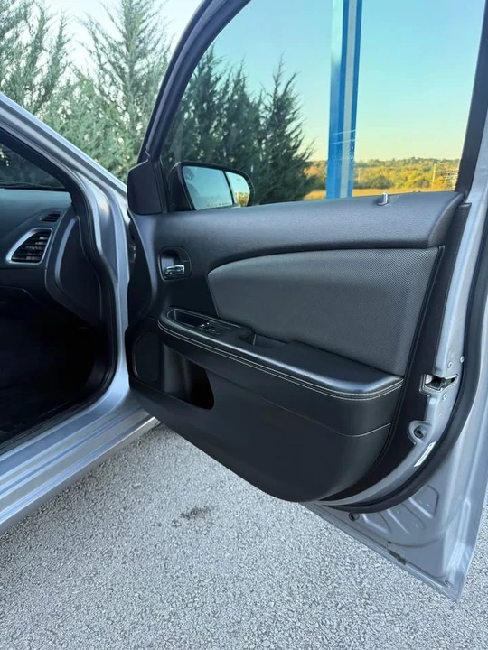 2013 Dodge Avenger Sedan - Image 18 of 19
