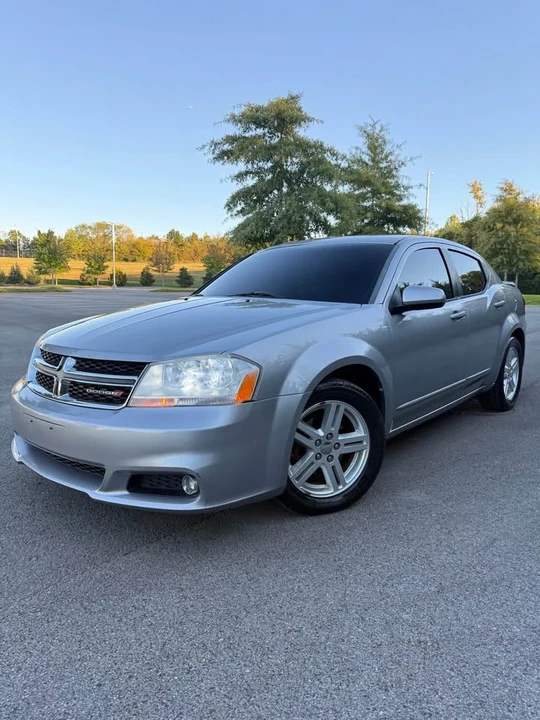 2013 Dodge Avenger Sedan - Image 5 of 19