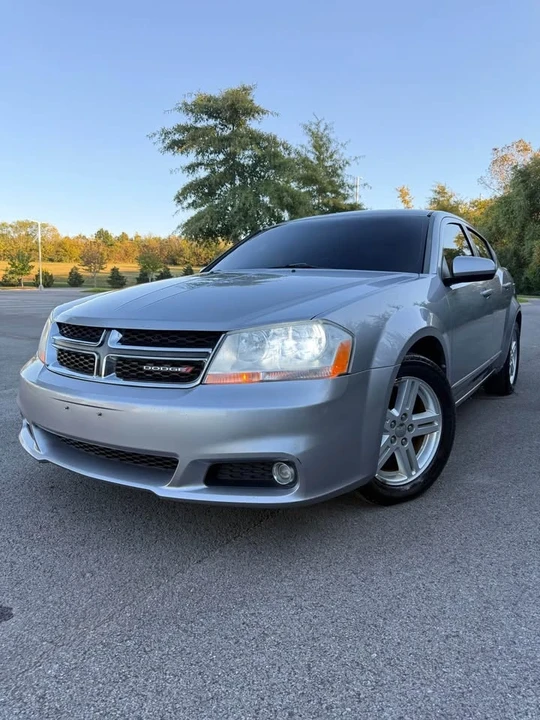 2013 Dodge Avenger Sedan - Image 6 of 19
