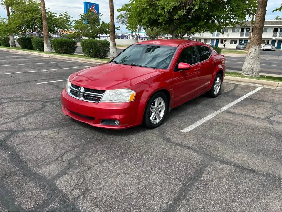 2013 Dodge Avenger Sedan - Image 2 of 11
