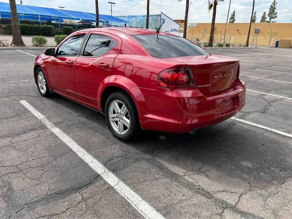 2013 Dodge Avenger Sedan - Image 6 of 11
