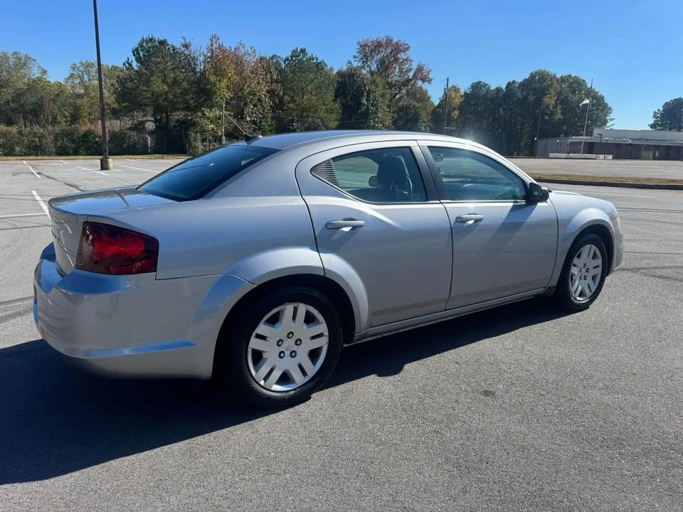 2013 Dodge Avenger Sedan - Image 7 of 17