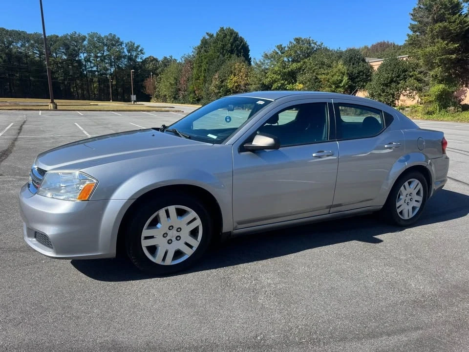2013 Dodge Avenger Sedan - Image 4 of 17