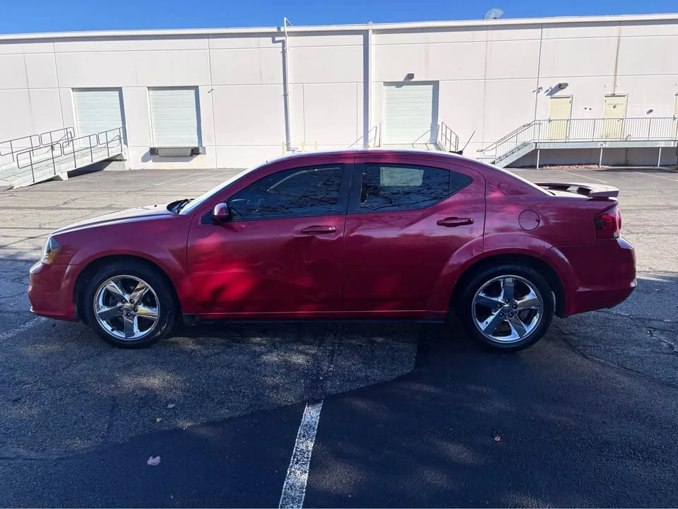 2013 Dodge Avenger Sedan - Image 6 of 19