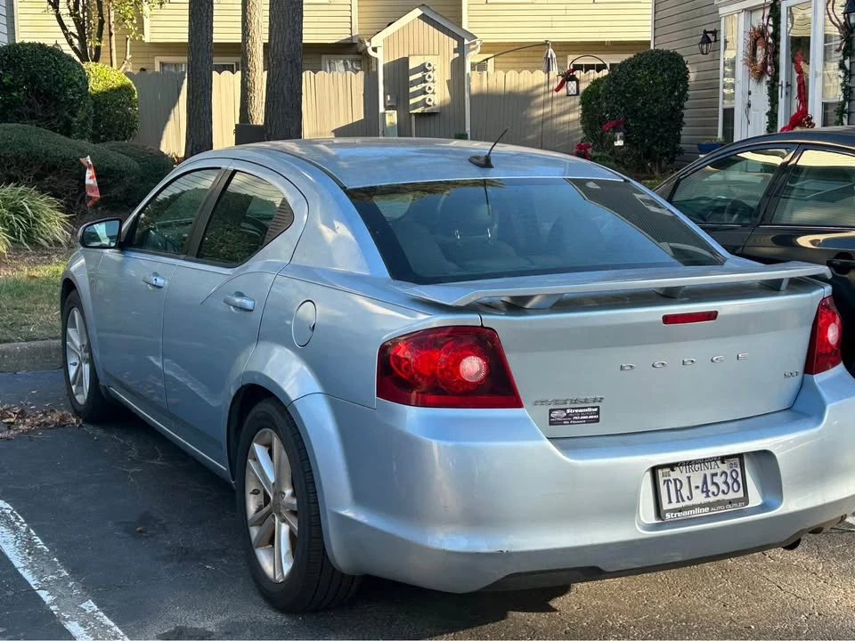 2013 Dodge Avenger Sedan - Image 2 of 6
