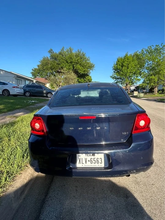 2013 Dodge Avenger Sedan - Image 3 of 6