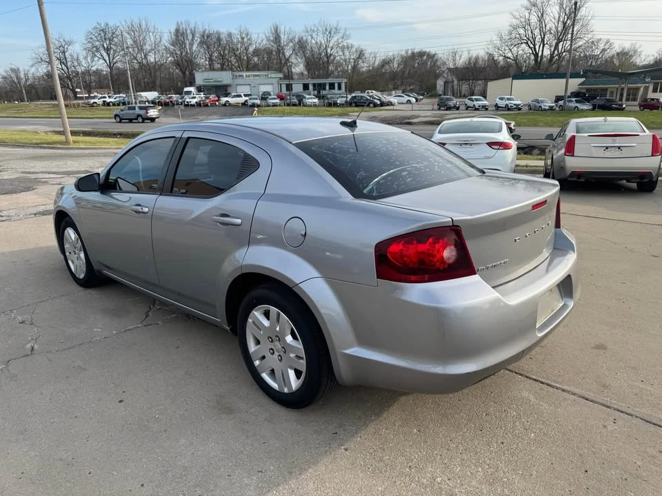 2013 Dodge Avenger Sedan - Image 4 of 13