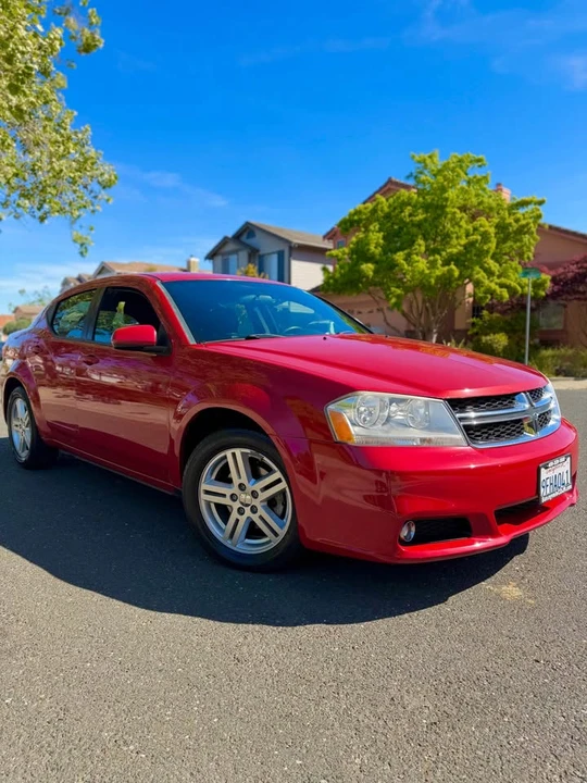 2013 Dodge Avenger Sedan - Image 9 of 19