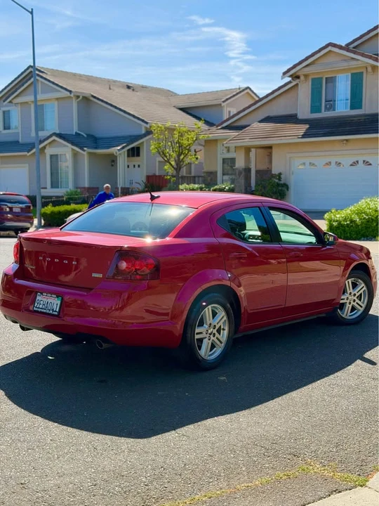 2013 Dodge Avenger Sedan - Image 7 of 19