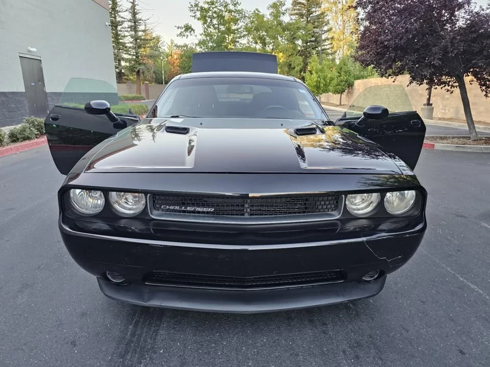 2013 Dodge Challenger 3rd Gen - Image 9 of 19