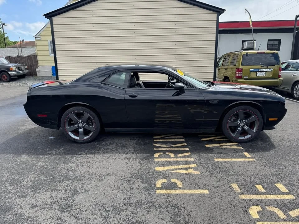 2013 Dodge Challenger 3rd Gen - Image 8 of 20