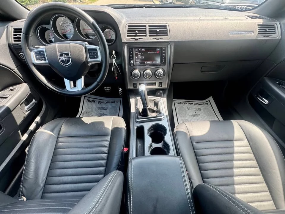 2013 Dodge Challenger 3rd Gen - Image 15 of 20