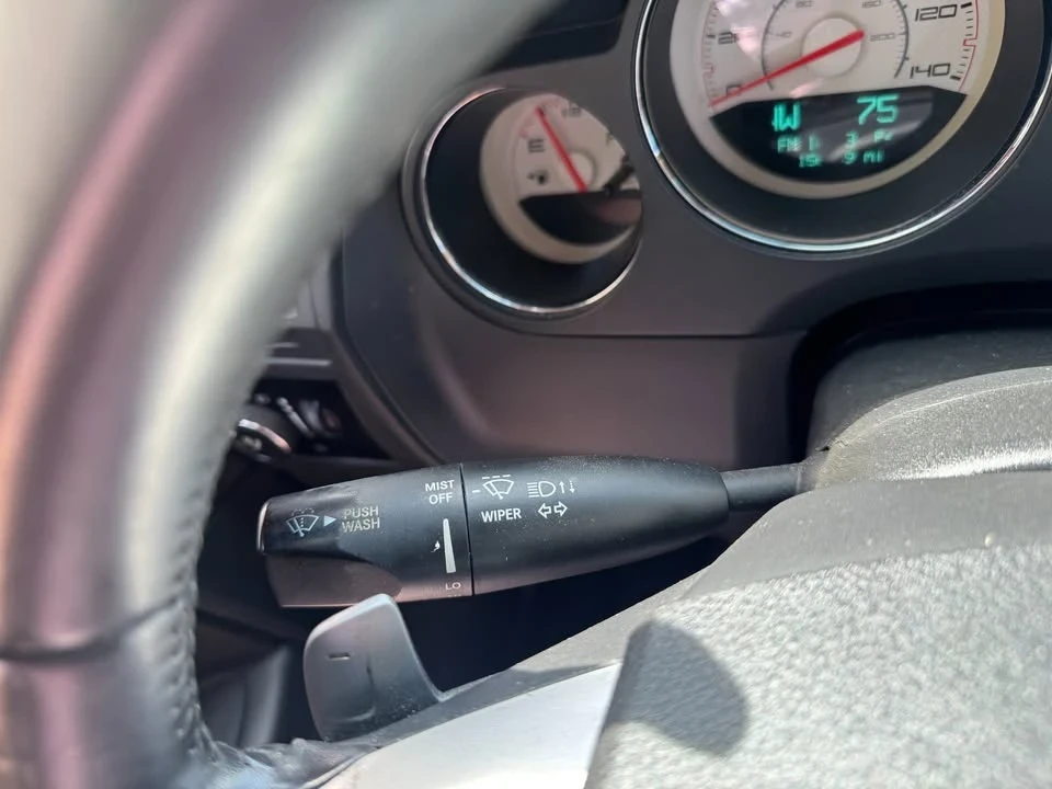 2013 Dodge Challenger 3rd Gen - Image 18 of 20