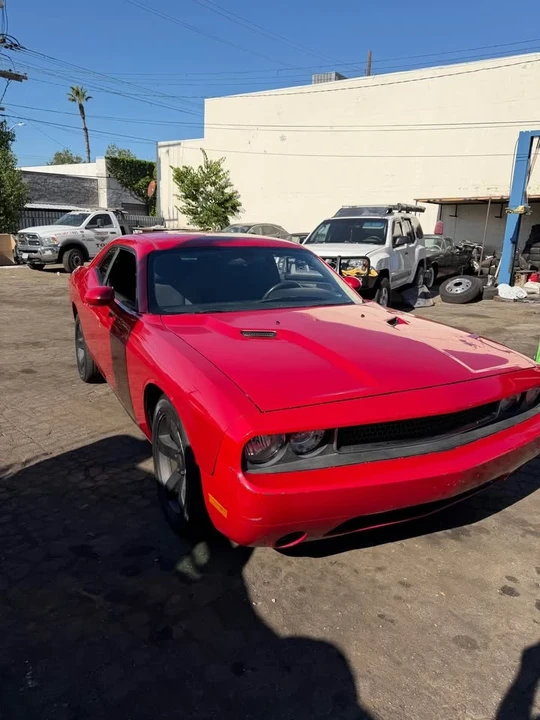 2013 Dodge Challenger 3rd Gen - Image 2 of 6