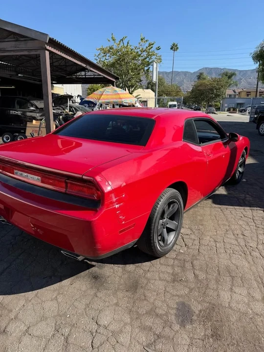 2013 Dodge Challenger 3rd Gen - Image 3 of 6