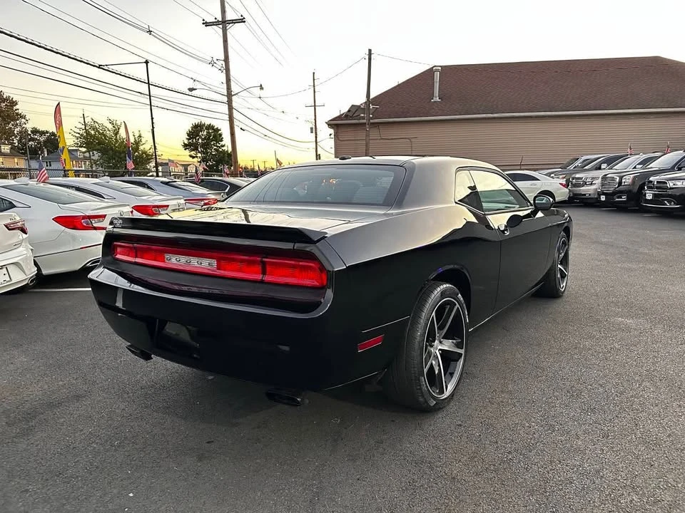 2013 Dodge Challenger 3rd Gen - Image 14 of 20
