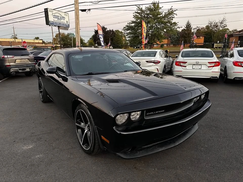 2013 Dodge Challenger 3rd Gen - Image 13 of 20