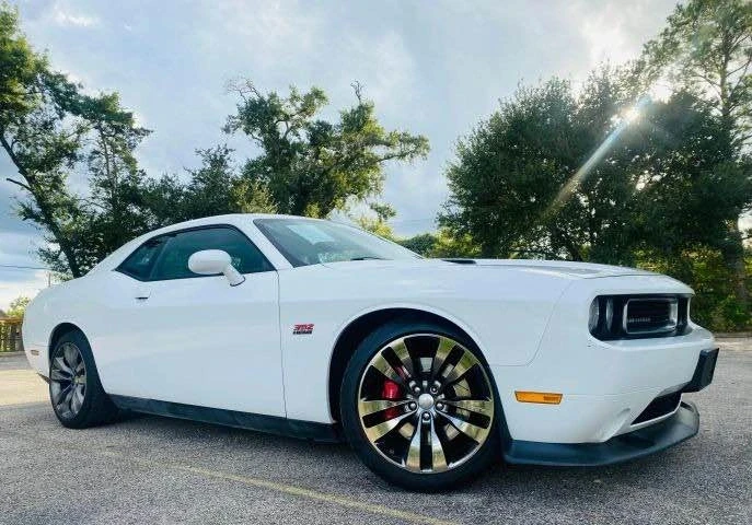 2013 Dodge Challenger 3rd Gen - Image 2 of 9