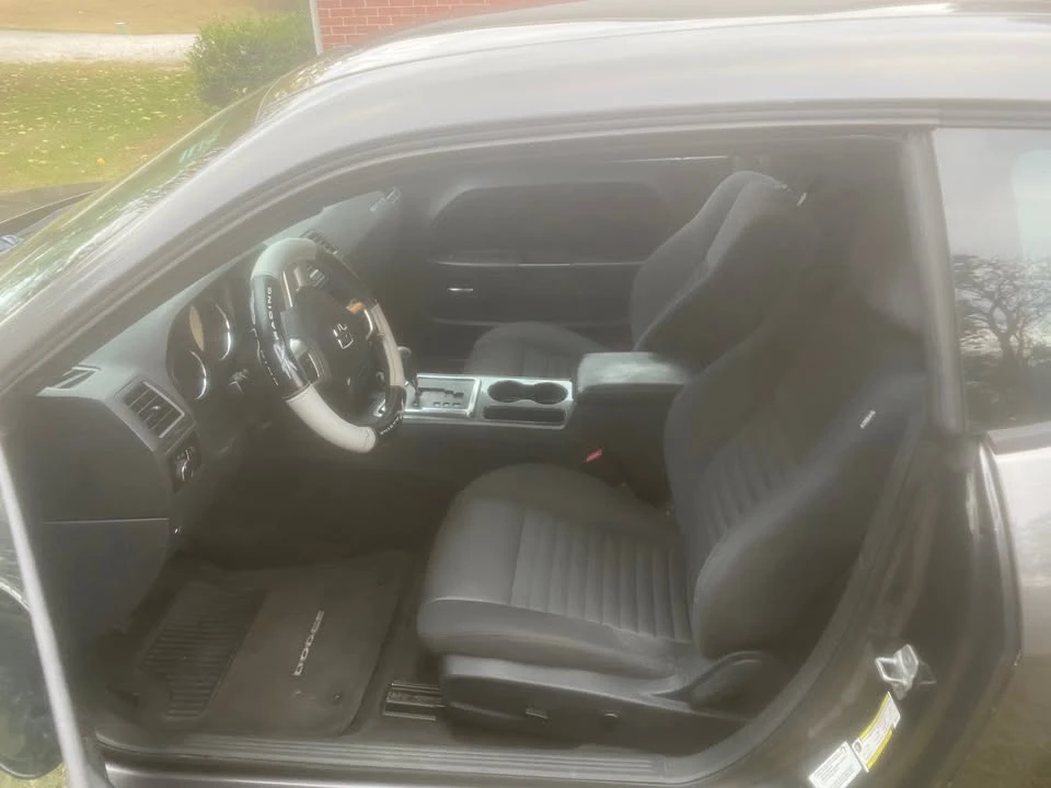 2013 Dodge Challenger 3rd Gen - Image 4 of 7