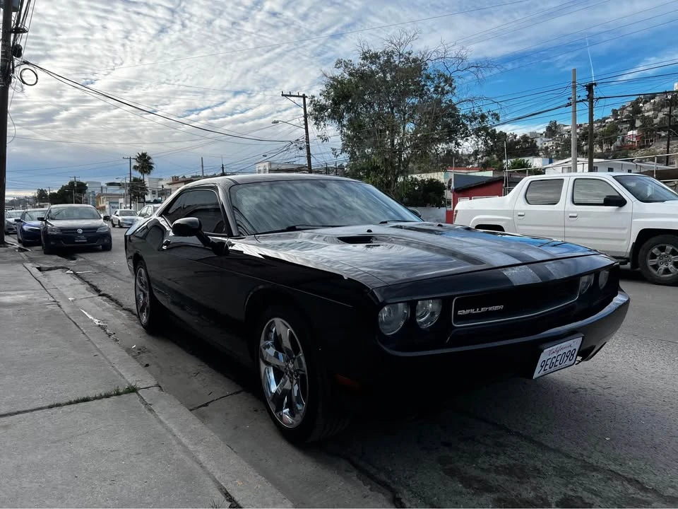 2013 Dodge Challenger 3rd Gen - Image 2 of 7