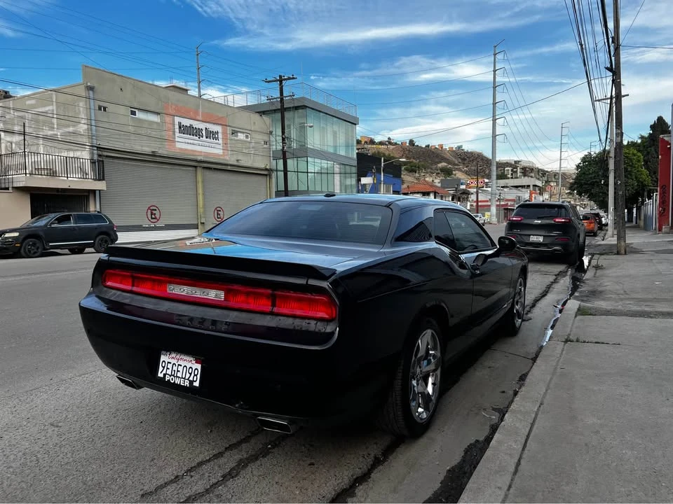 2013 Dodge Challenger 3rd Gen - Image 3 of 7