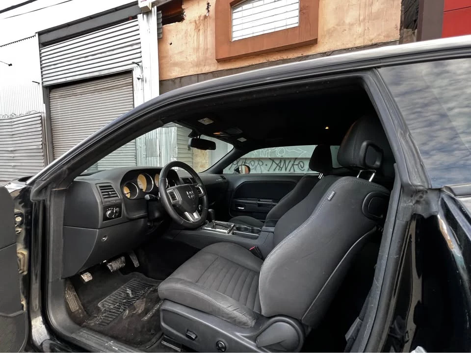 2013 Dodge Challenger 3rd Gen - Image 5 of 7