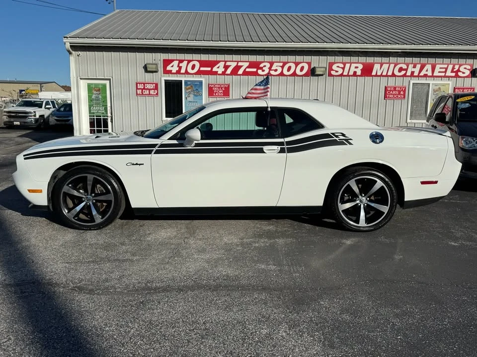 2013 Dodge Challenger 3rd Gen - Image 2 of 11