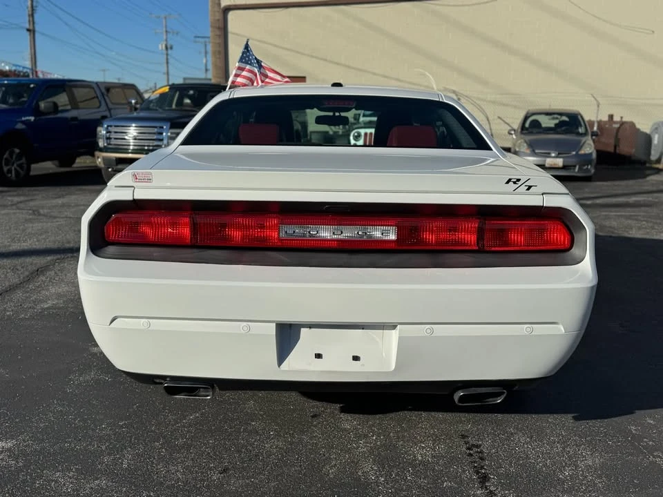 2013 Dodge Challenger 3rd Gen - Image 4 of 11