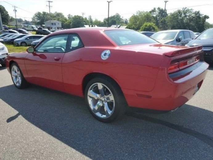 2013 Dodge Challenger 3rd Gen - Image 3 of 8