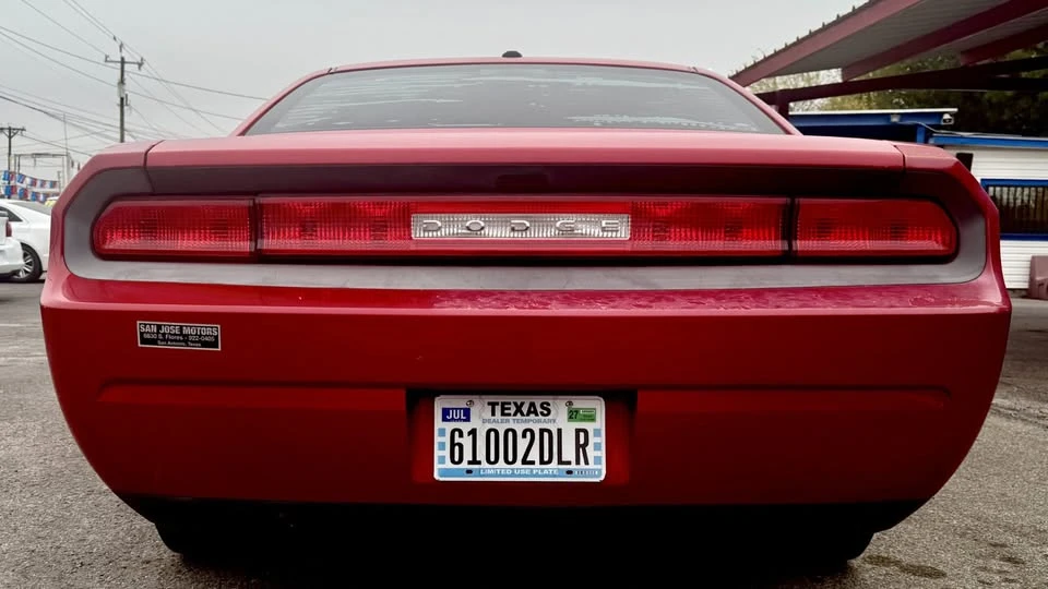 2013 Dodge Challenger 3rd Gen - Image 2 of 7