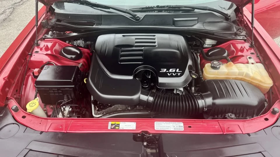 2013 Dodge Challenger 3rd Gen - Image 3 of 7