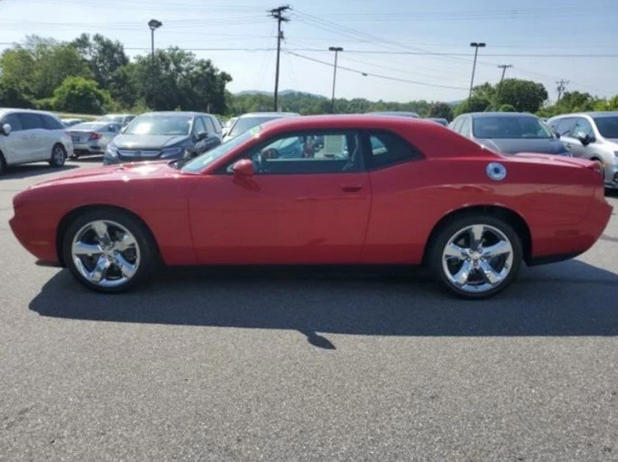 2013 Dodge Challenger 3rd Gen - Image 6 of 8