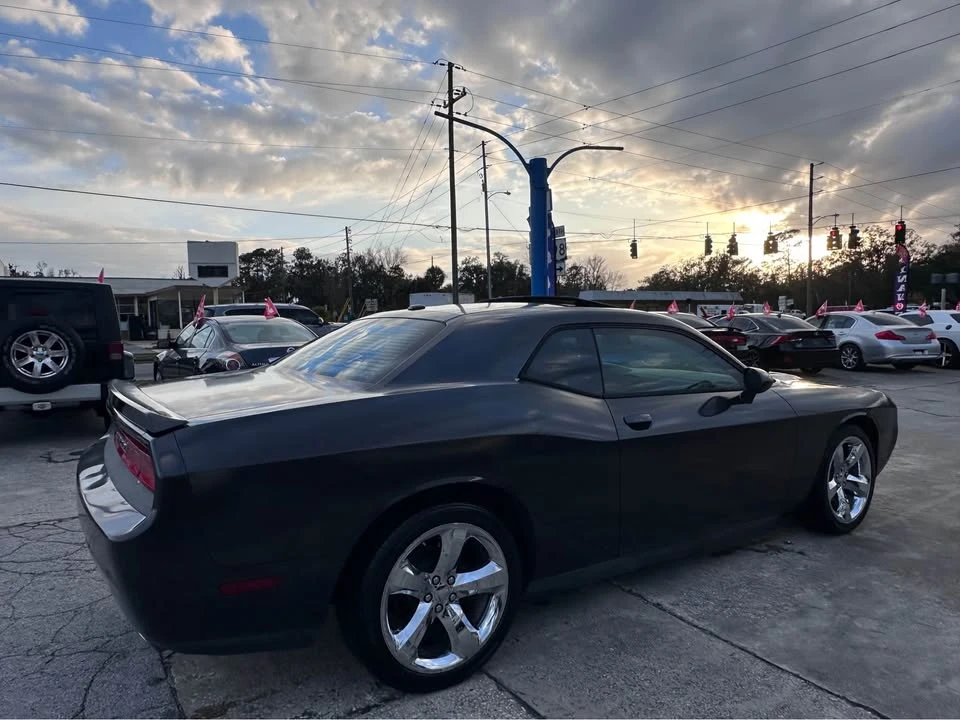 2013 Dodge Challenger 3rd Gen - Image 4 of 8
