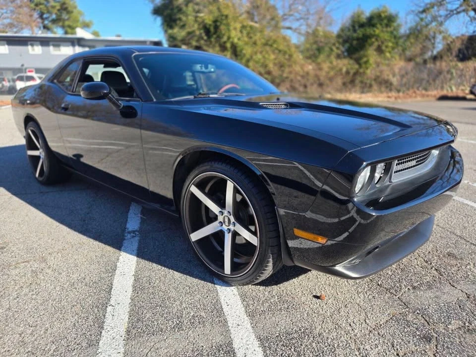 2013 Dodge Challenger 3rd Gen - Image 16 of 19