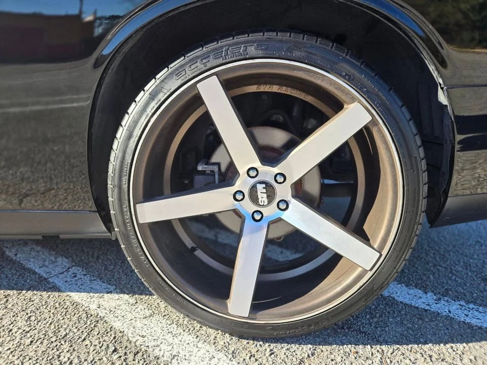 2013 Dodge Challenger 3rd Gen - Image 17 of 19