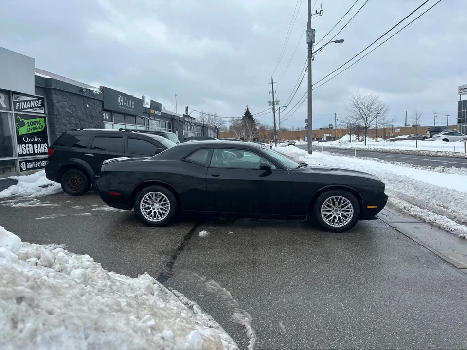 2013 Dodge Challenger 3rd Gen - Image 4 of 17
