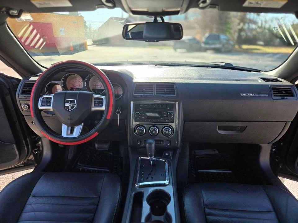 2013 Dodge Challenger 3rd Gen - Image 10 of 19