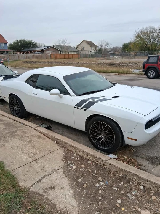 2013 Dodge Challenger 3rd Gen - Image 2 of 15