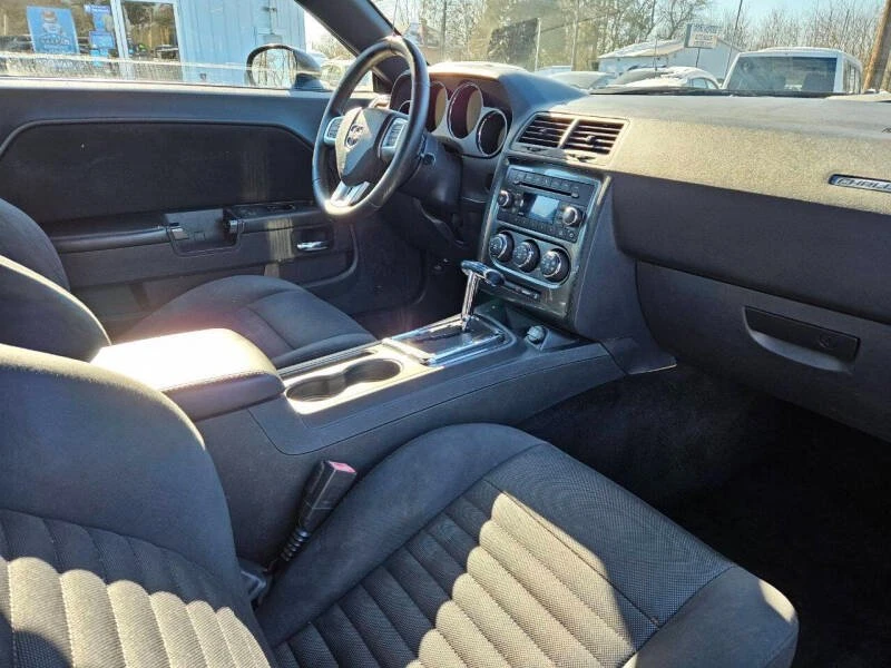 2013 Dodge Challenger 3rd Gen - Image 7 of 13