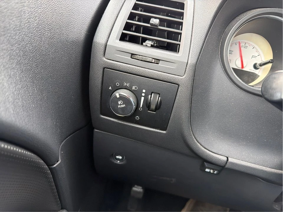 2013 Dodge Challenger 3rd Gen - Image 16 of 20