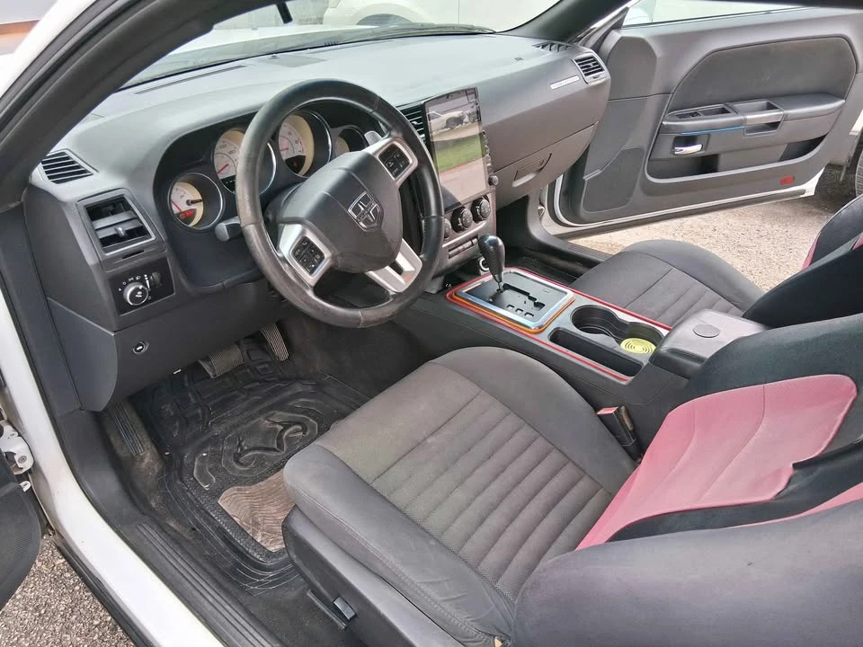 2013 Dodge Challenger 3rd Gen - Image 12 of 16