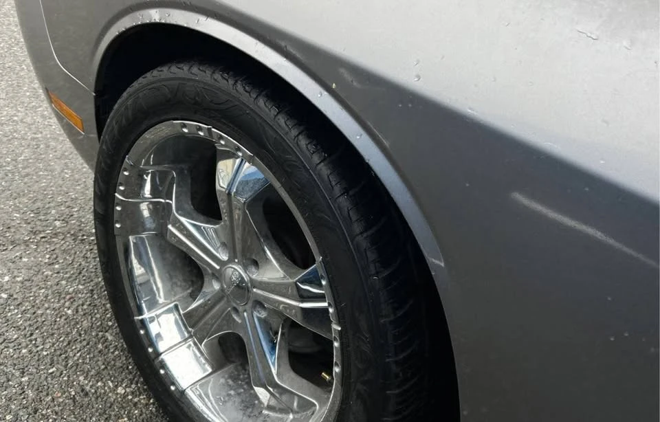 2013 Dodge Challenger 3rd Gen - Image 4 of 11