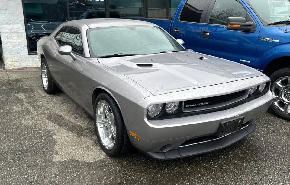 2013 Dodge Challenger 3rd Gen - Image 9 of 11