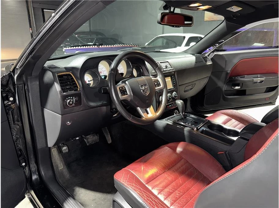 2013 Dodge Challenger 3rd Gen - Image 6 of 20
