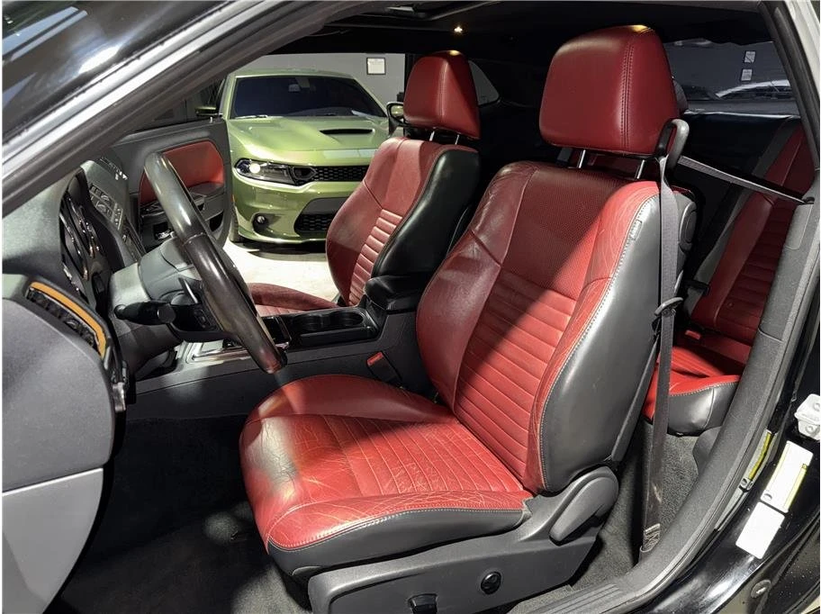 2013 Dodge Challenger 3rd Gen - Image 7 of 20