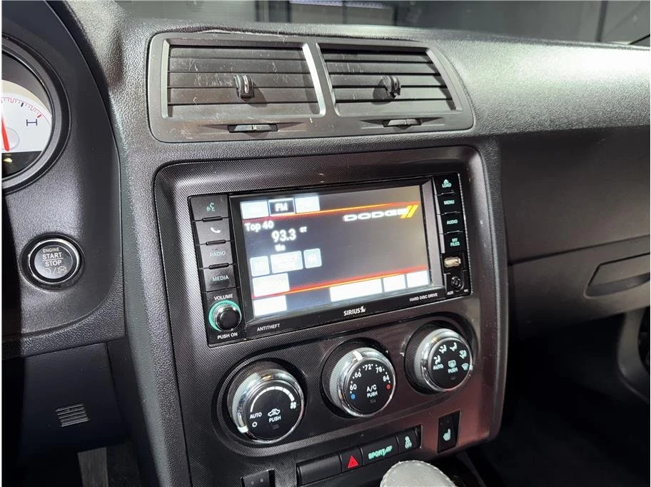 2013 Dodge Challenger 3rd Gen - Image 19 of 20