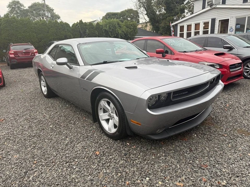 2013 Dodge Challenger 3rd Gen - Image 2 of 9