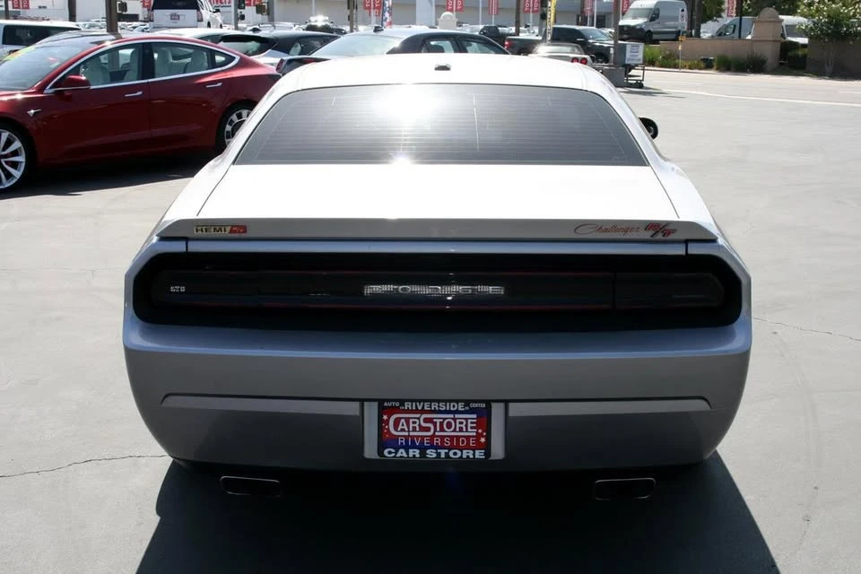 2013 Dodge Challenger 3rd Gen - Image 13 of 20