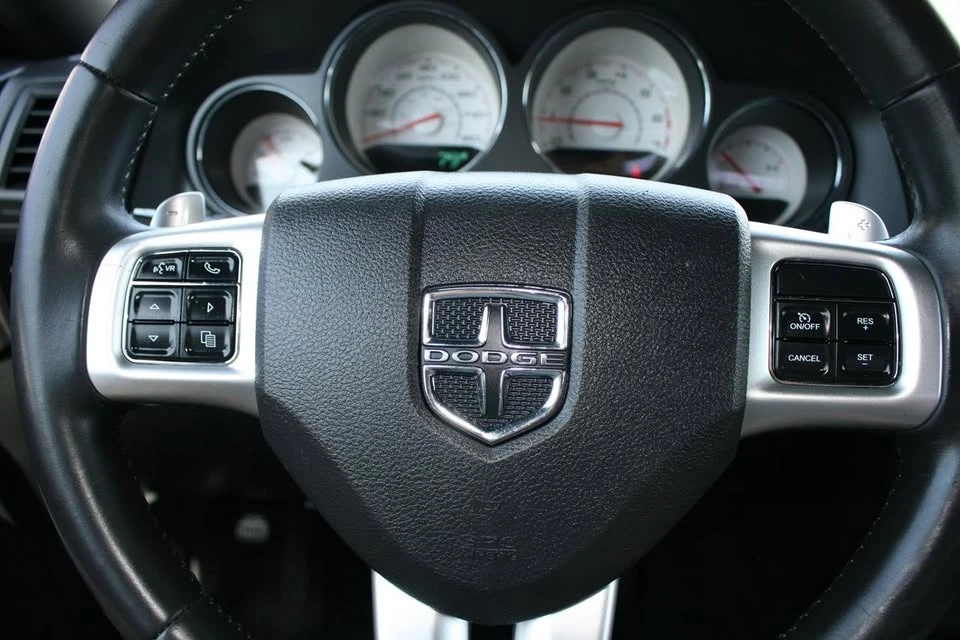 2013 Dodge Challenger 3rd Gen - Image 7 of 20